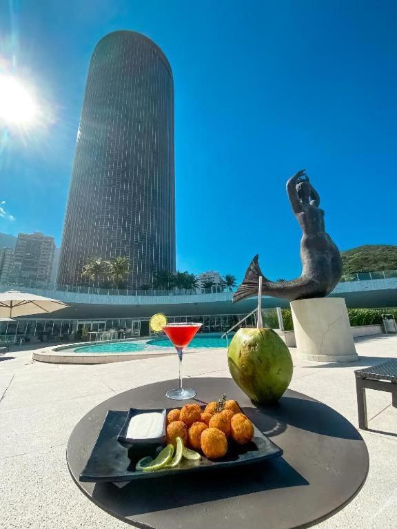 Nacional / Rj Hotel